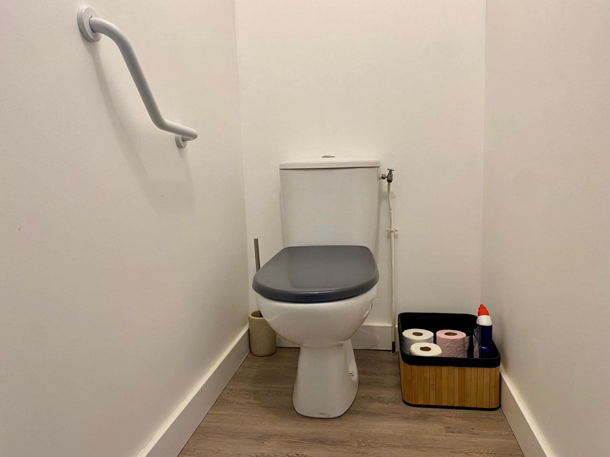 Appartement, Confort, Parking, Terrasse دينان المظهر الخارجي الصورة